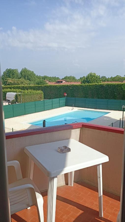 Residence Pool 佩斯基耶拉德加达 外观 照片